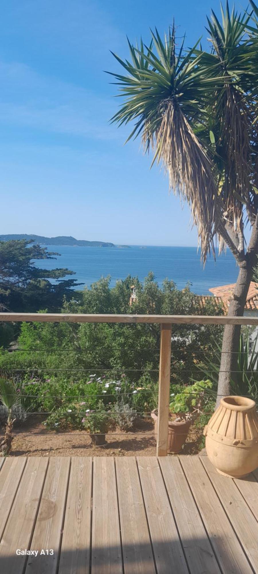F3 Rdc Villa Vue Mer 180 Face A La Pointe De Giens Carqueiranne Buitenkant foto